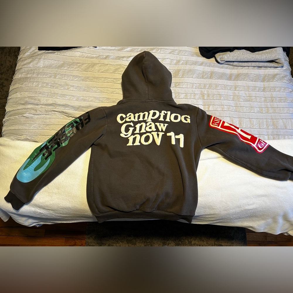 Kanye West Lucky Me I See Ghosts/ Campflog Gnaw Nobv11 Hoodie